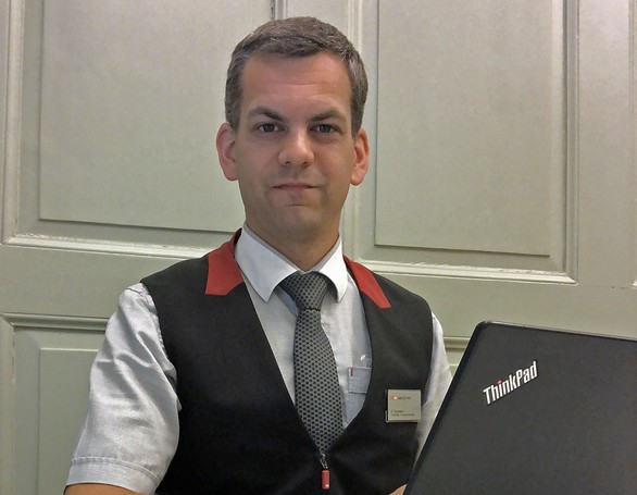 Stefan Decasper, capoteam